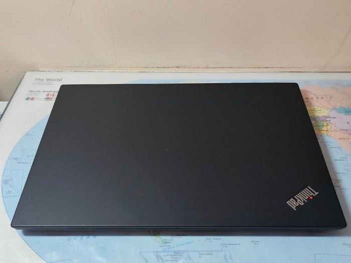 Lenovo ThinkPad T490 Intel i7 8th Gen | 20GB RAM | 256GB SSD | Windows 11 | Office 2021