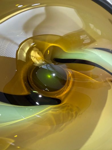 Large Czech Sommerso Art Glass Sculptural Bowl. c.1960s