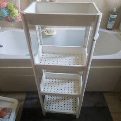 Plastic storage unit