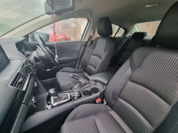 Mazda Mazda3 2015