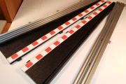 Scalextric C8233: Lead In/Out Black Straight Borders with Barriers