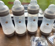 mam baby bottles
