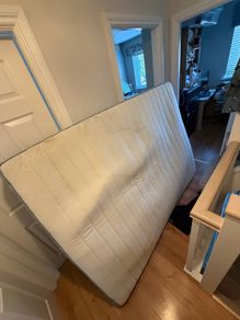 Free Kingsize mattress