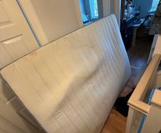 Free Kingsize mattress