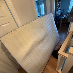 Free Kingsize mattress