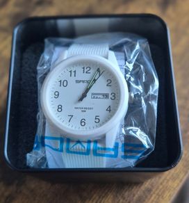 SAMDA white quartz watch - new with box