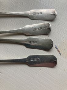 4 excellent condition Irish silver teaspoons 5 and 1/4 inches long weighing 65 grams. Made by Joseph Henzell in 1807 in Dublin.
