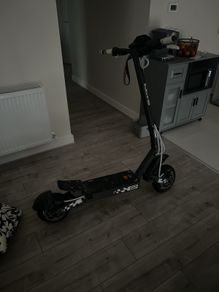 G2 electric scooter