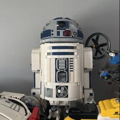 Lego R2 D2