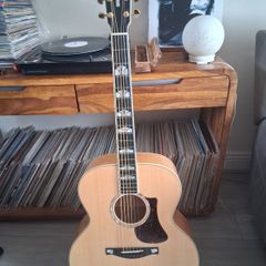 Eastman AC630 Jumbo