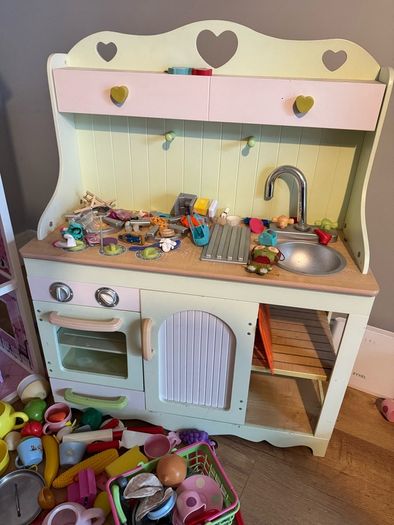 dolls house and kitchen