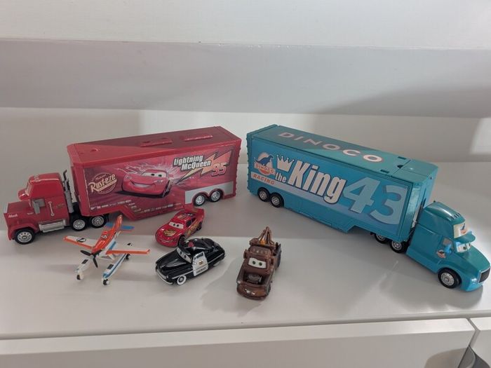 Cars movie toy set