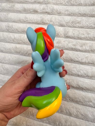 My Little Pony Rainbow Dash Night Light Colour Changing Hasbro approx. 12.5 cm. Used Please see photos