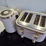 Russell Hobbs Bronte Kettle and Toaste Image 2
