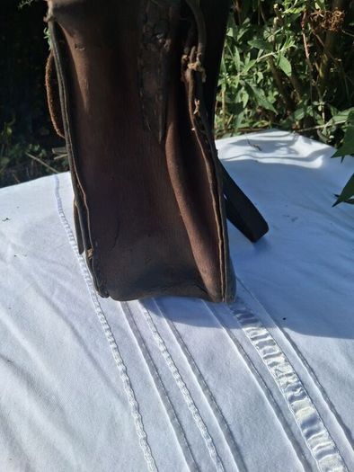 3 X  Quality Vintage Leather Satchels