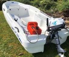 Rigiflex boat with Yamaha outboard Engine