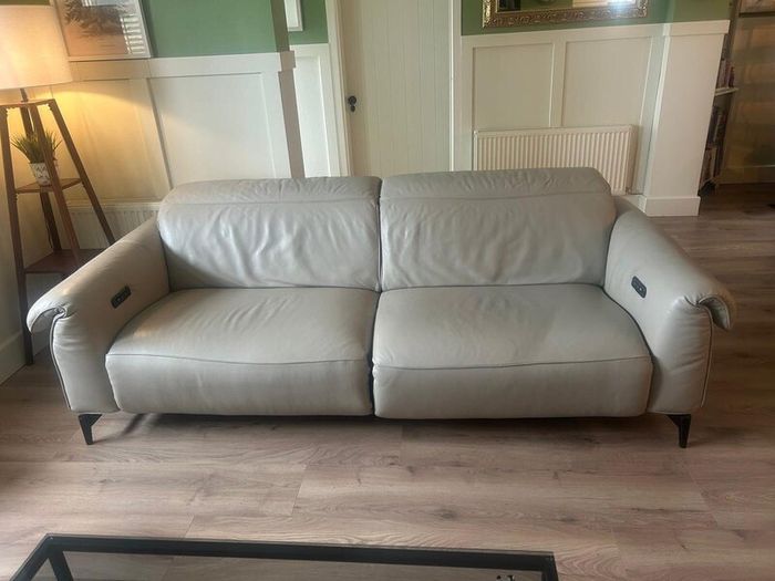 Natuzzi 3seater leather sofa like new