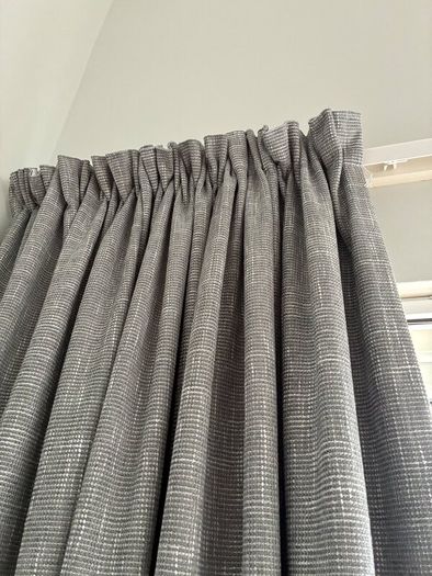 2 pairs of grey curtains 90 x 90