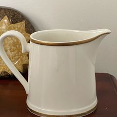 Villeroy & Boch Charleston Gold Chateau Collection Milk jug