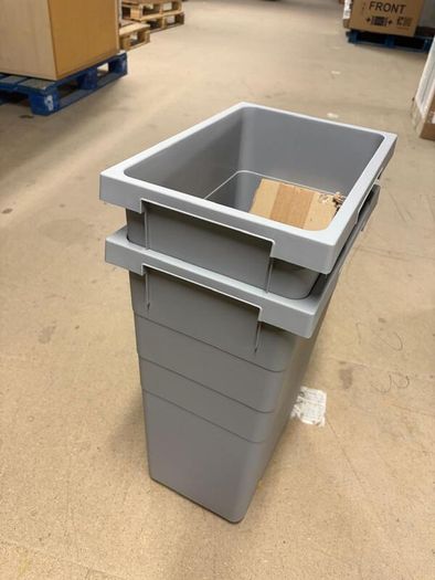 Eurocargo-ST 500mm Waste Bin