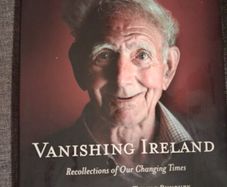 Vanishing Ireland / James Fennell & Turtle Bunbury/ 1st ed., 2011