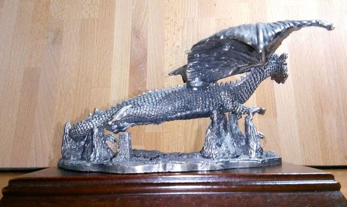 Metal Dragon Figure with Crystals - THE FLYING DRAGON - With Plinth - Boxed