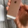 iPhone SE Image 4