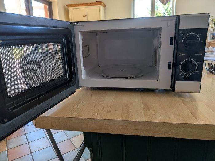 Microwave