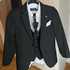 Benetti Boys Suit Age 9