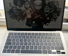 MacBook Air 13" M2 (2022)  8GB / 256GB Starlight