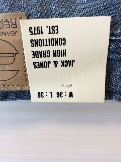 Brand New. Jack And Jones Mens Jeans. Waist 36 Inches. Inside Leg 30 Inches. Retail At 50euro. Selling 30 Euro. Collect In Dublin Or Receive Via Post.