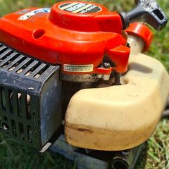 Echo petrol hedge cutter