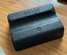 Axkid wedge