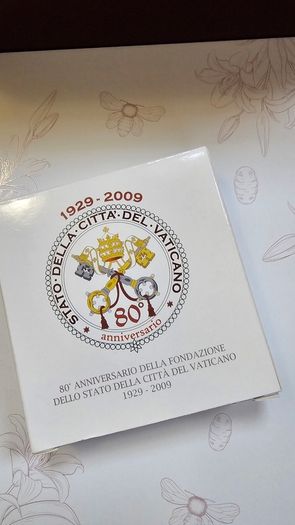 2009 Vatican Silver Proof Coin Rare