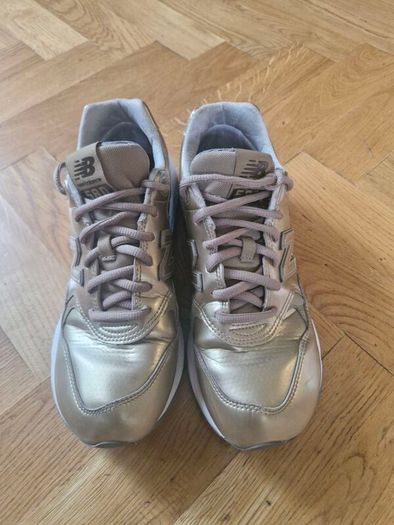 New Balance 580 Trainers - Gold