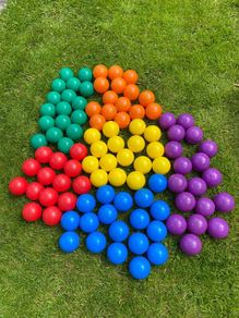 98 Plastic Balls