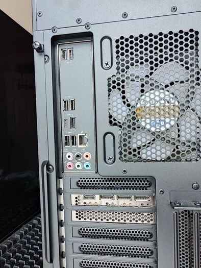 Lenovo Legion T7 Gaming Pc | Rtx 3080 10gb | Intel I7-10700kf | 16gb Ram | 1.84tb Ssd