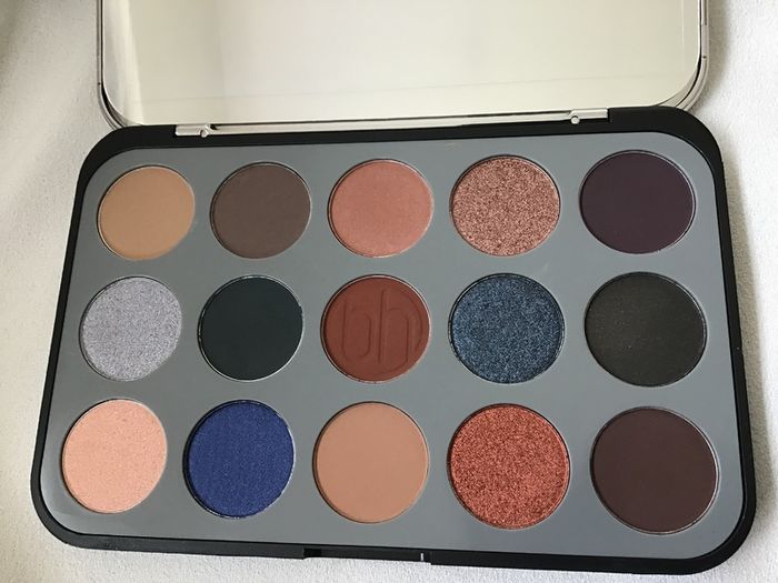 BNIB bh cosmetics GLAM REFLECTION Smoke Palette