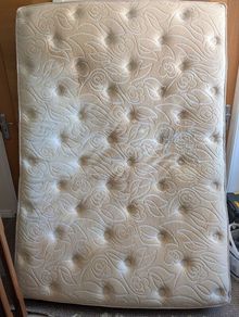 Double bed King Koil 1400 Pocket Spring Mattress
