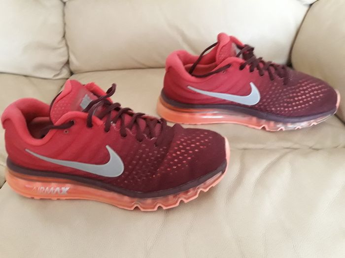 Nike Air Max 2017 Size UK-8/EUR-42.5 849559-601 Night Maroon/Gym Red-White-2016