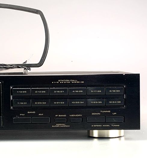 Pioneer F-449L FM/AM digital tuner.