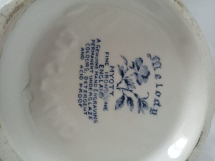 Myott Melody Teapot
