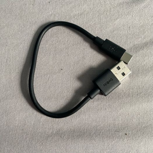 Miscellaneous electronic cables