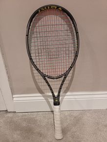 vostra V10 300 tennis racket