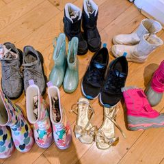 Girl Shoes (wellies, snowboots, sandals, Nike runners)