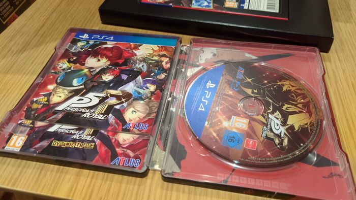 Persona 5 Phantom Thieves Edition