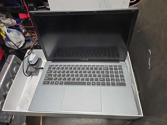 Laptop