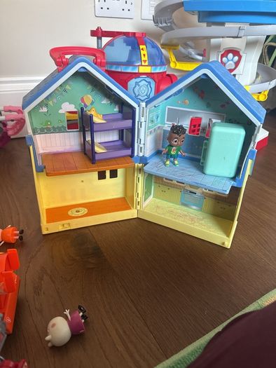 toy house