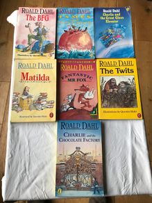 7 Roald Dahl Paperback Books