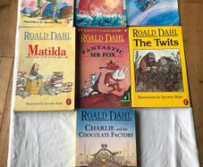 7 Roald Dahl Paperback Books